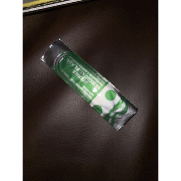 Bird's Nest Tool Kit With Yellow Zipper Case Blade And Information Sheets - Picture 5 of 5